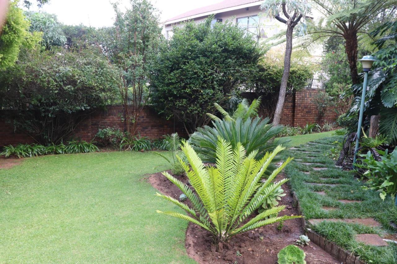 Green Scape Flatlet Pretoria-Noord Exterior foto