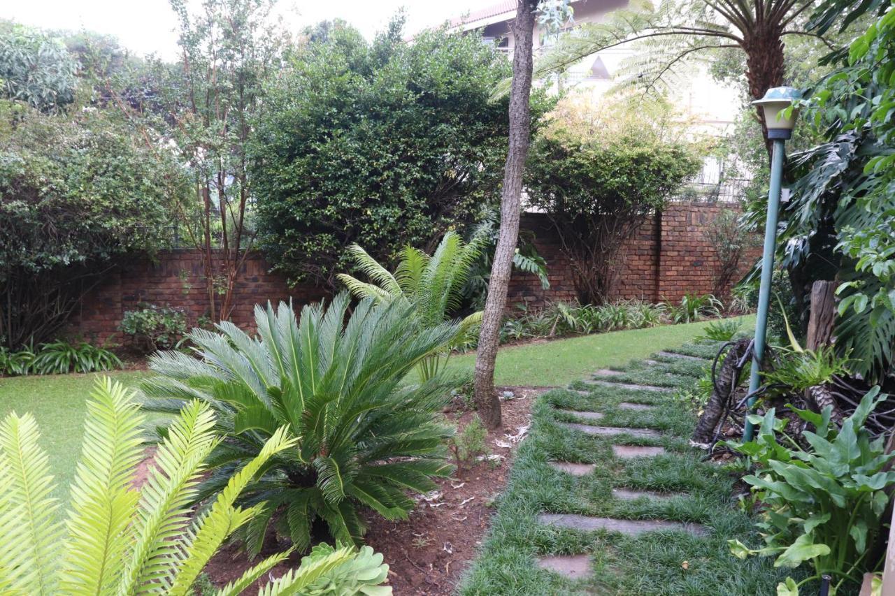 Green Scape Flatlet Pretoria-Noord Exterior foto